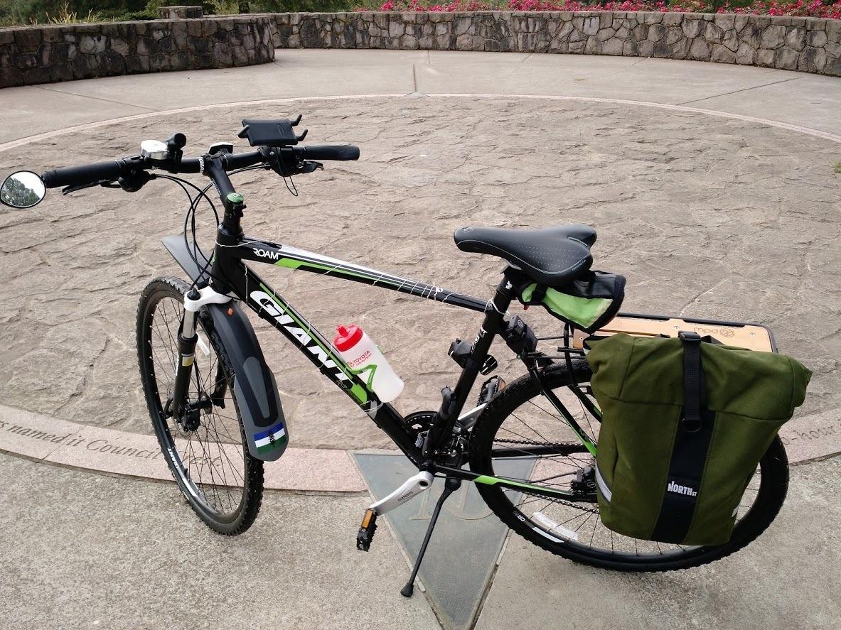 2017 Giant Roam 2 Black and Green