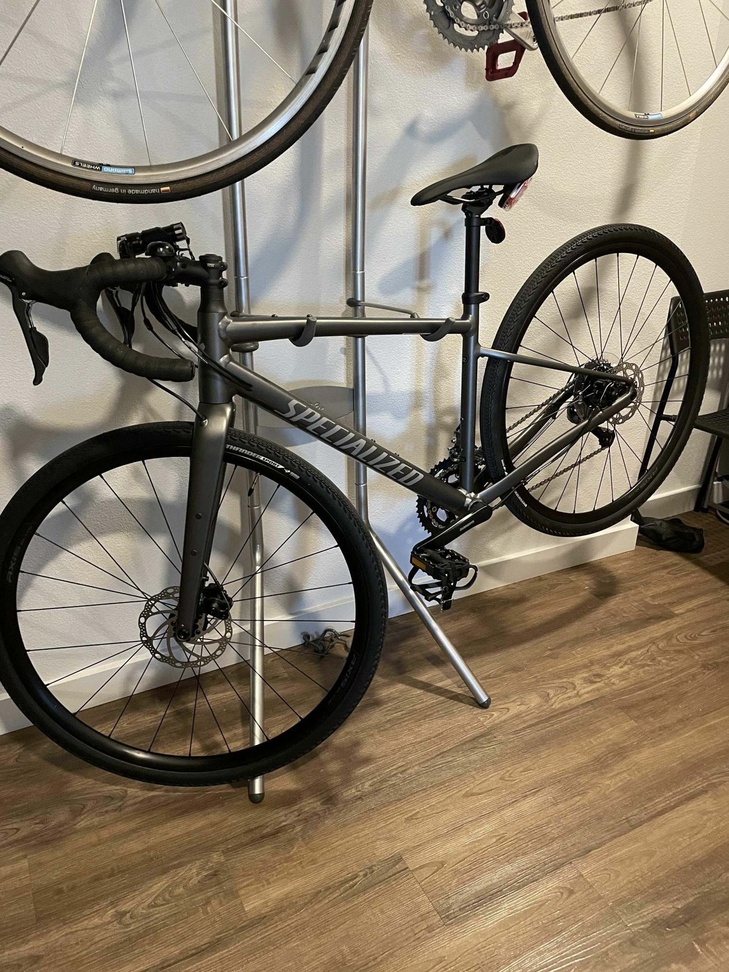 2022 Specialized D2C - Click & Collect Bike Silver, gray or bare metal