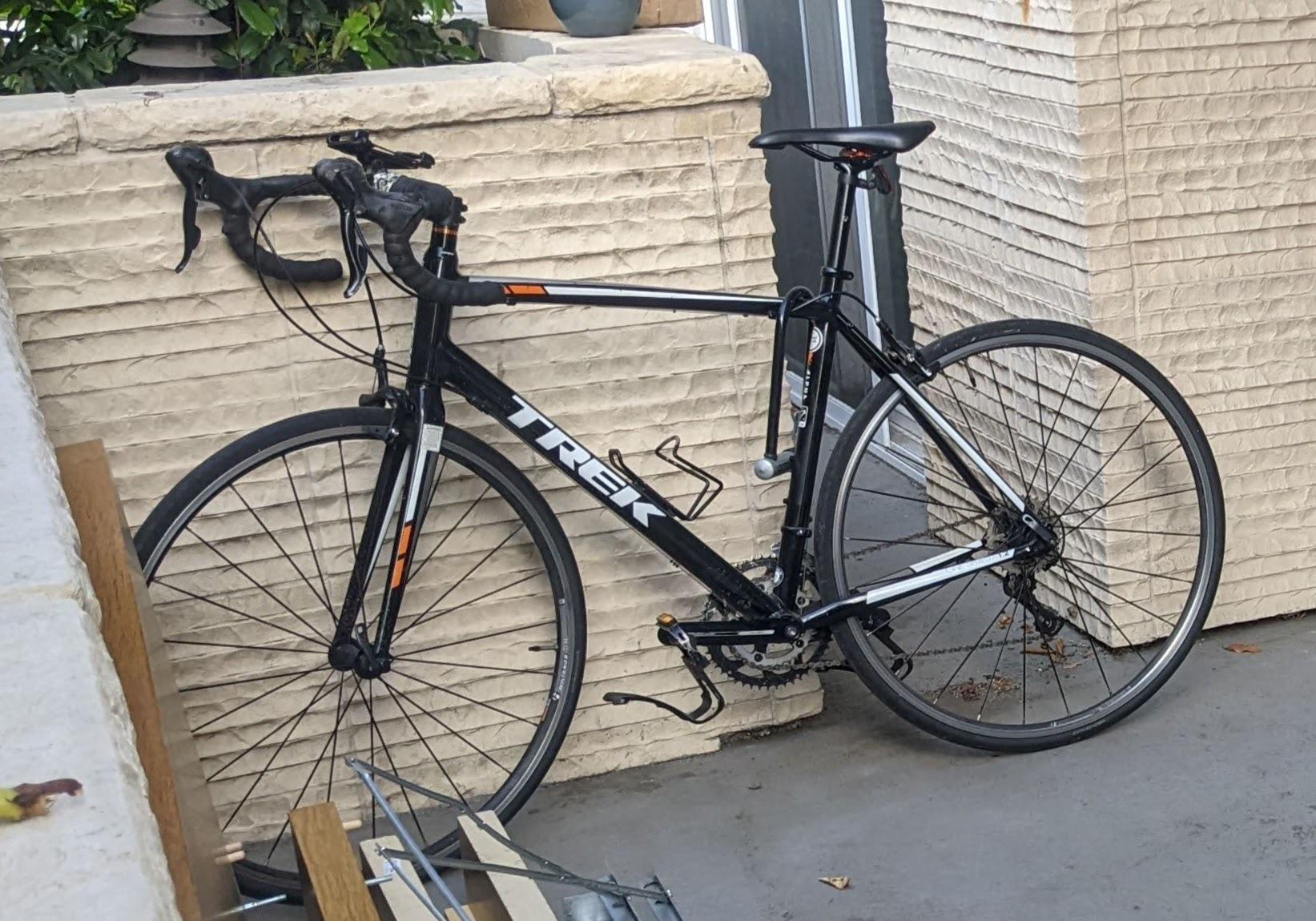 2016 Trek 1.2 C H2 Black