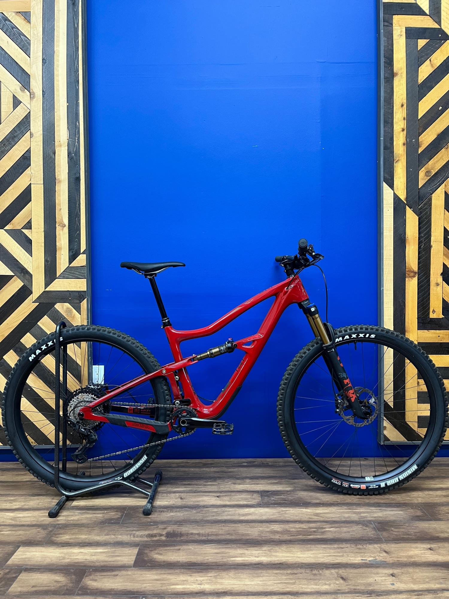 2024 Ibis Ripley XT factory Large Red