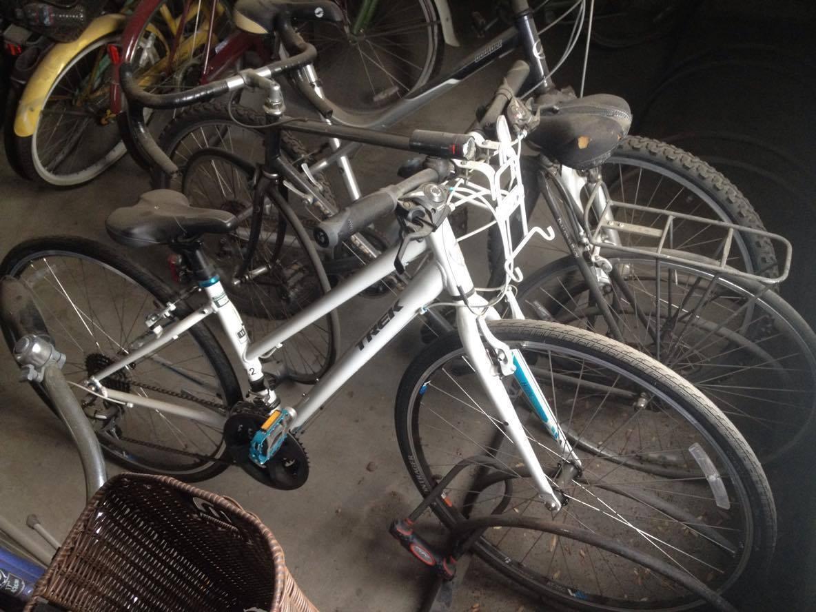 2017 Trek FX 2 Women's (step-through) White