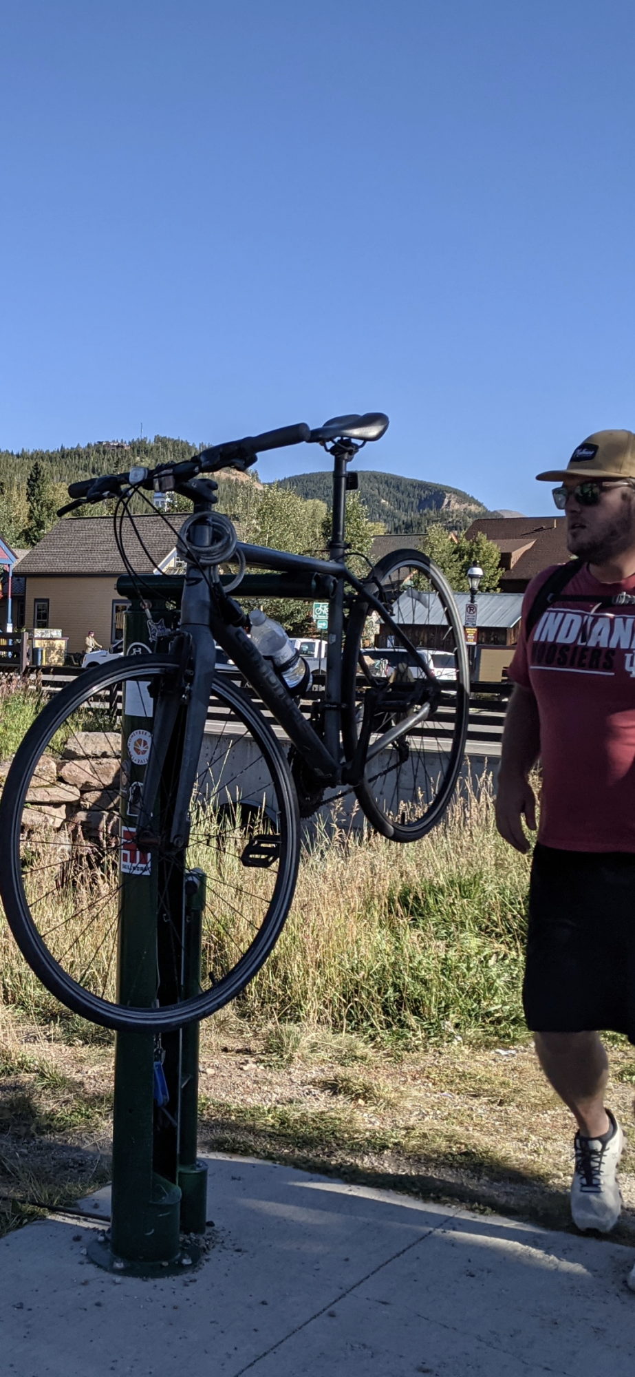 2018 Cannondale Silver, gray or bare metal