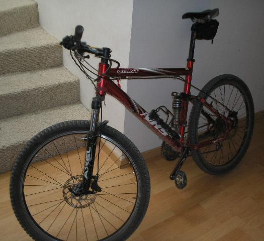 2005 Giant NRS2  Red