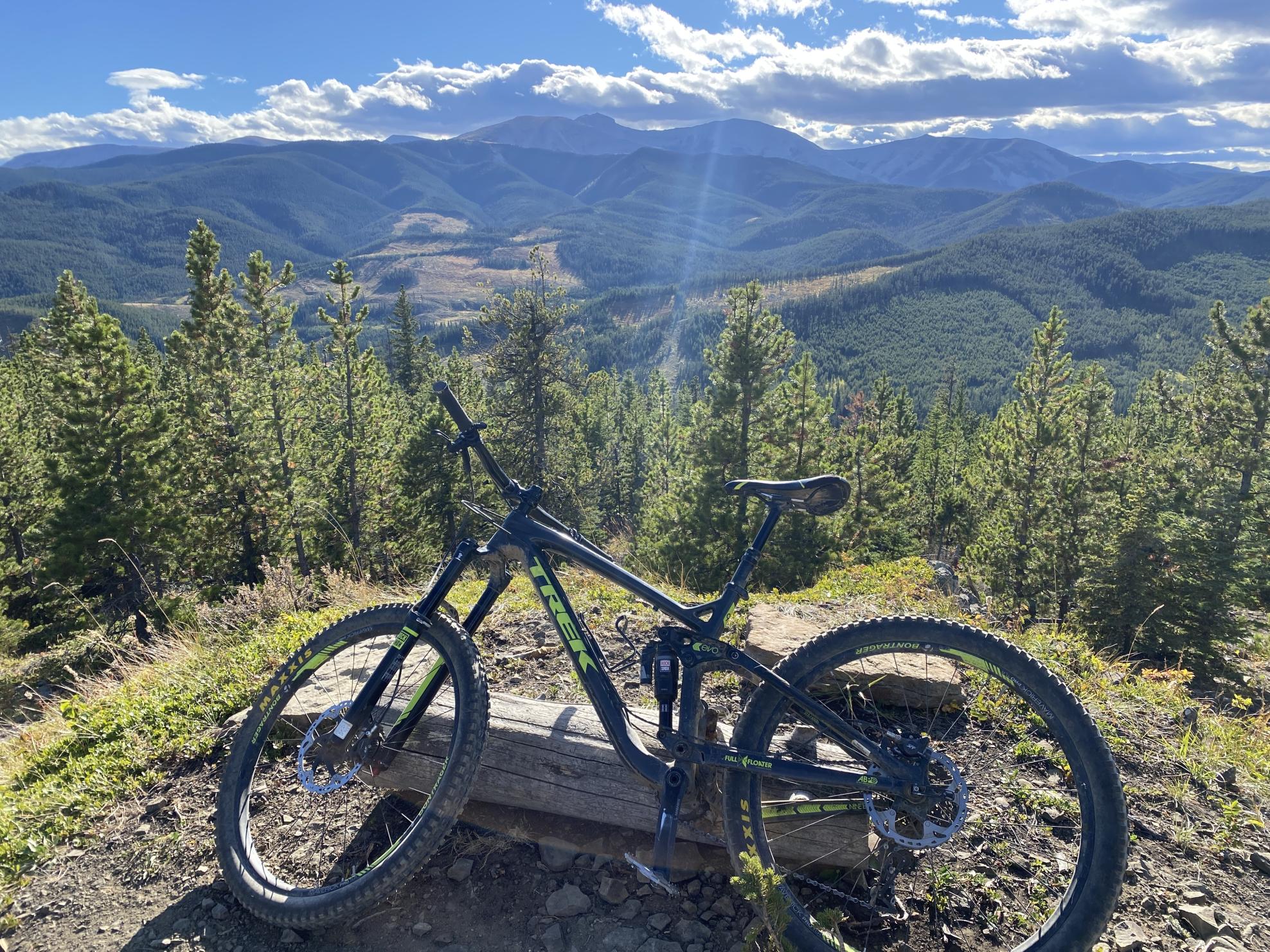 2015 Trek slash 9.8 Black and Green