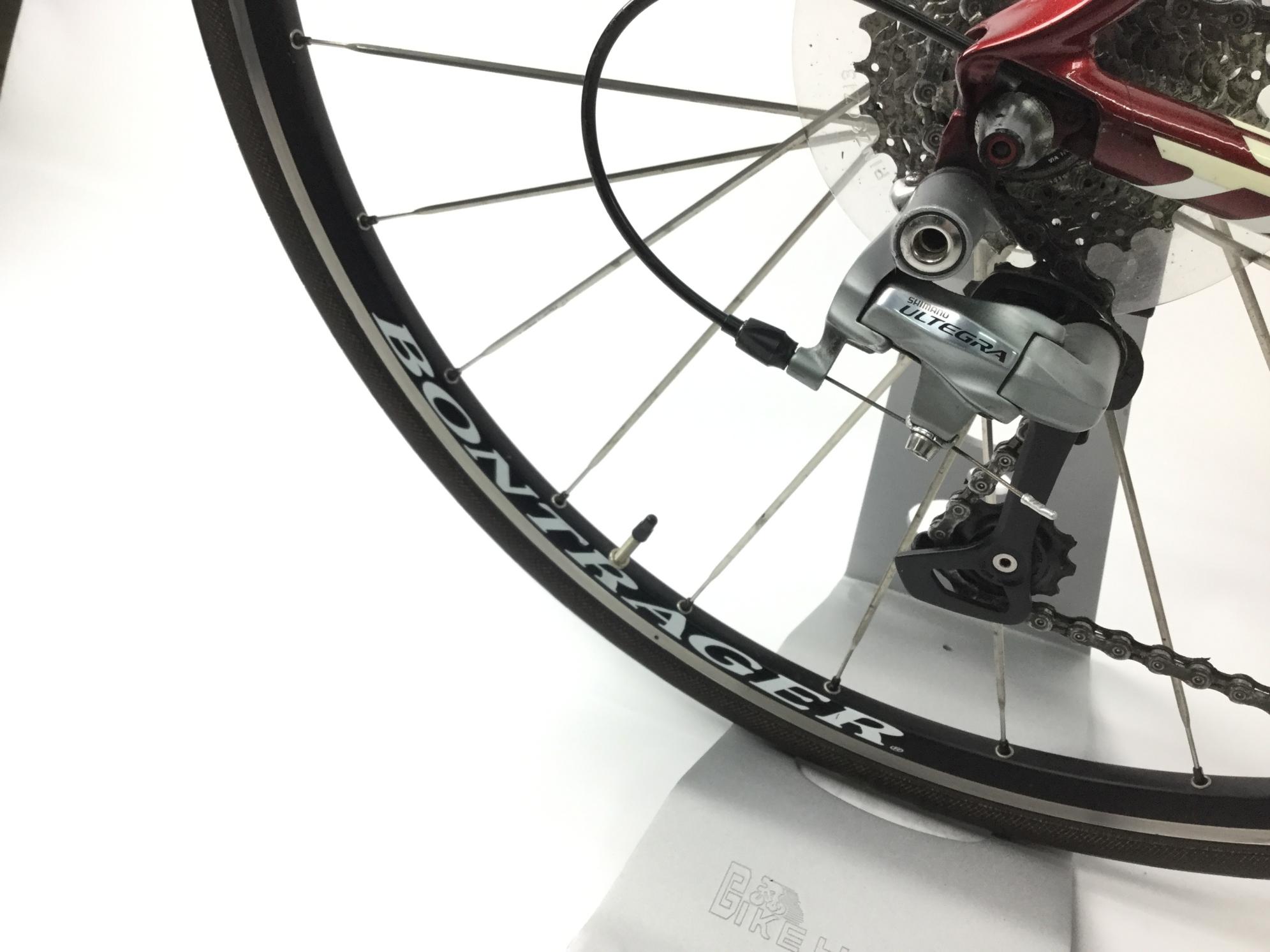 2011 Trek Madone 5.2 WSD Red and White