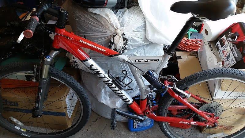 Specialized Stumpjumper FSRxc Pro Red, Silver or Gray, and Black