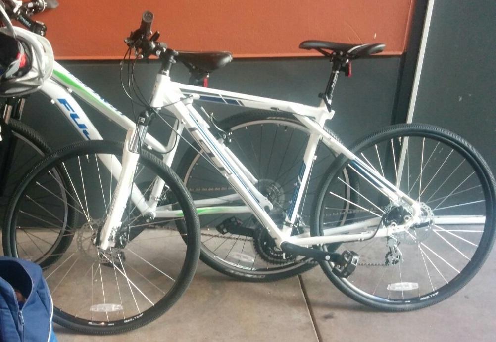 2015 GT Bicycles Transeo 4.0 White
