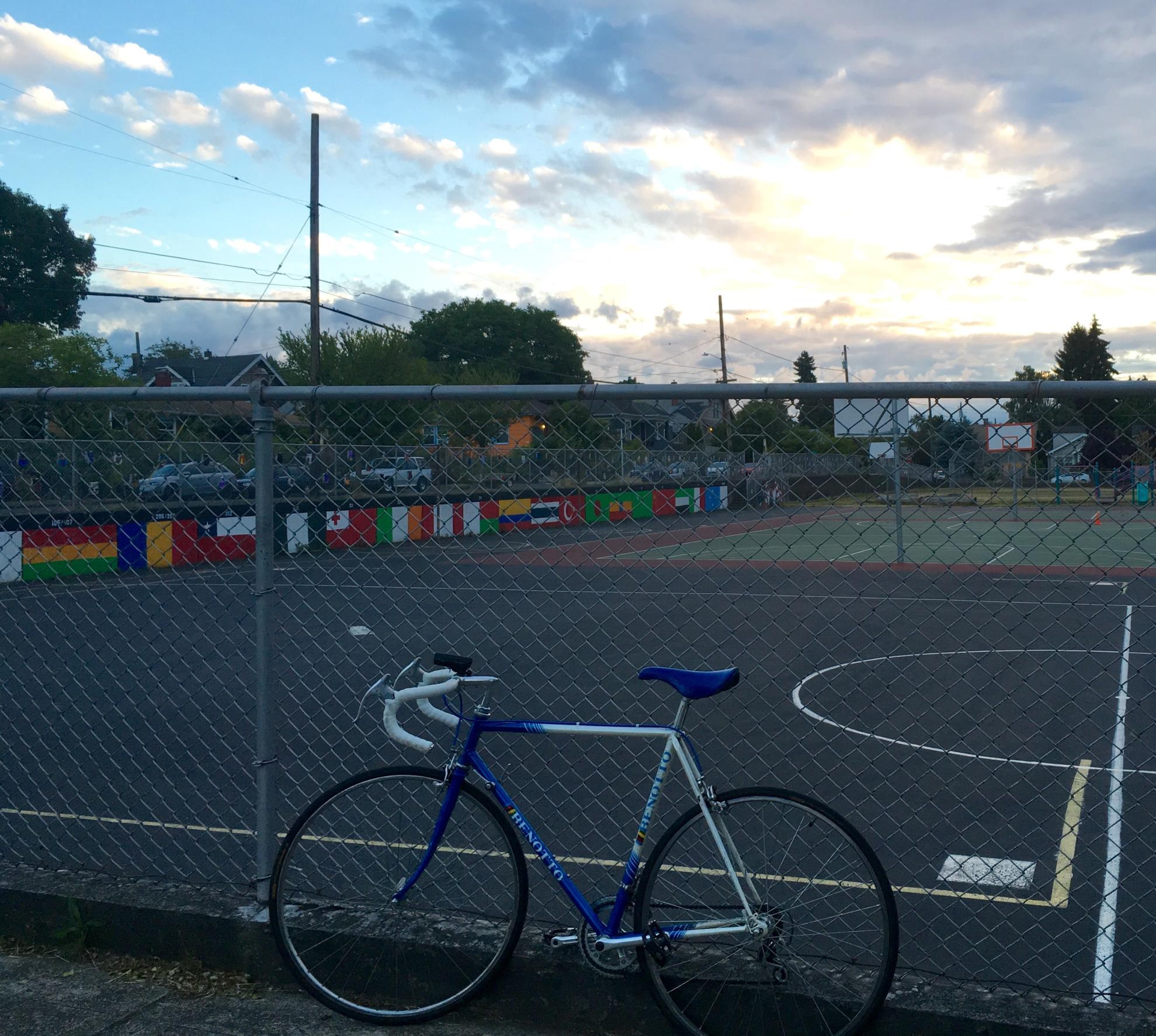 Benotto Benotto Blue and White