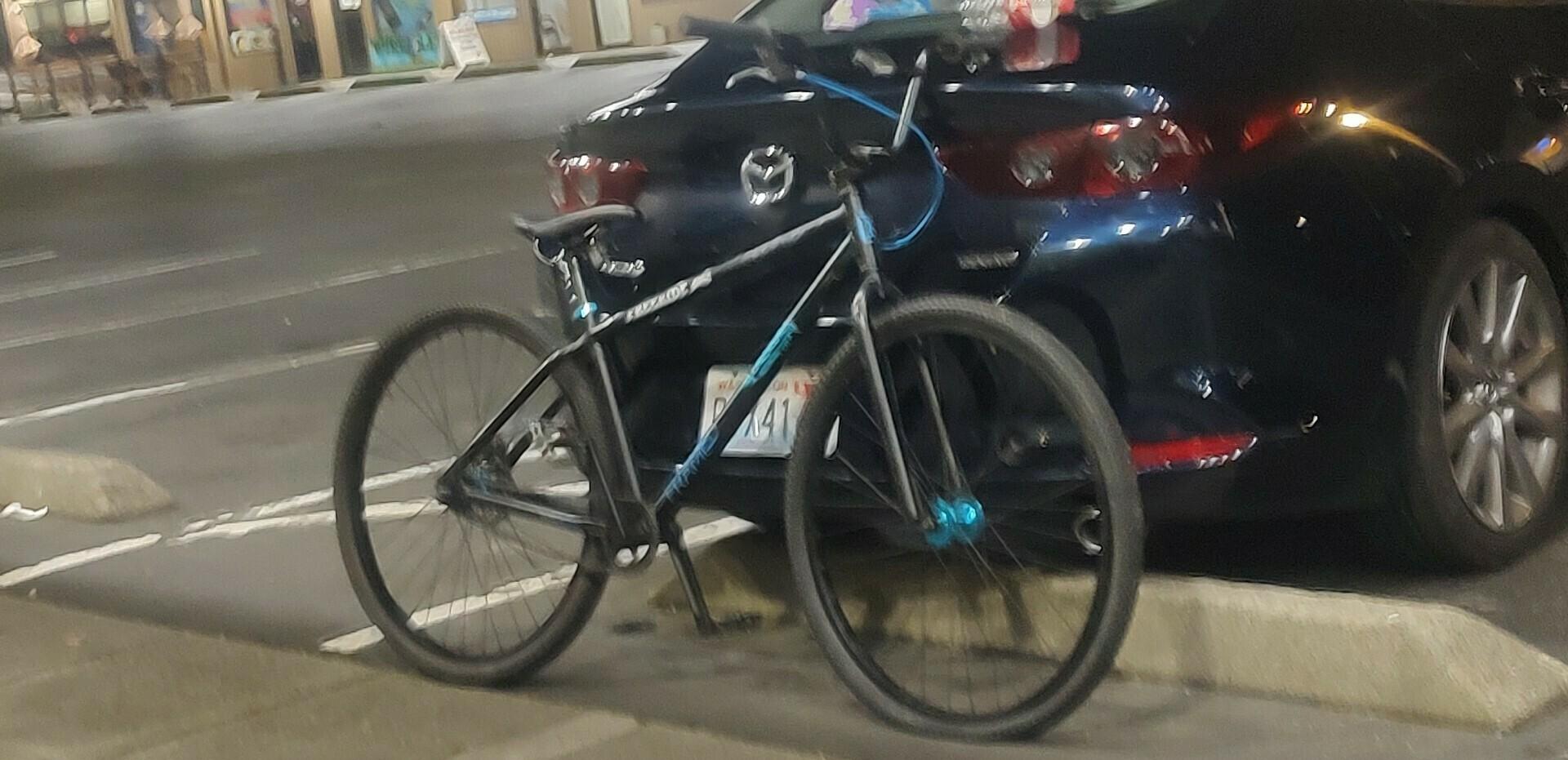 2021 FRAMED TWENTYER Black and Blue