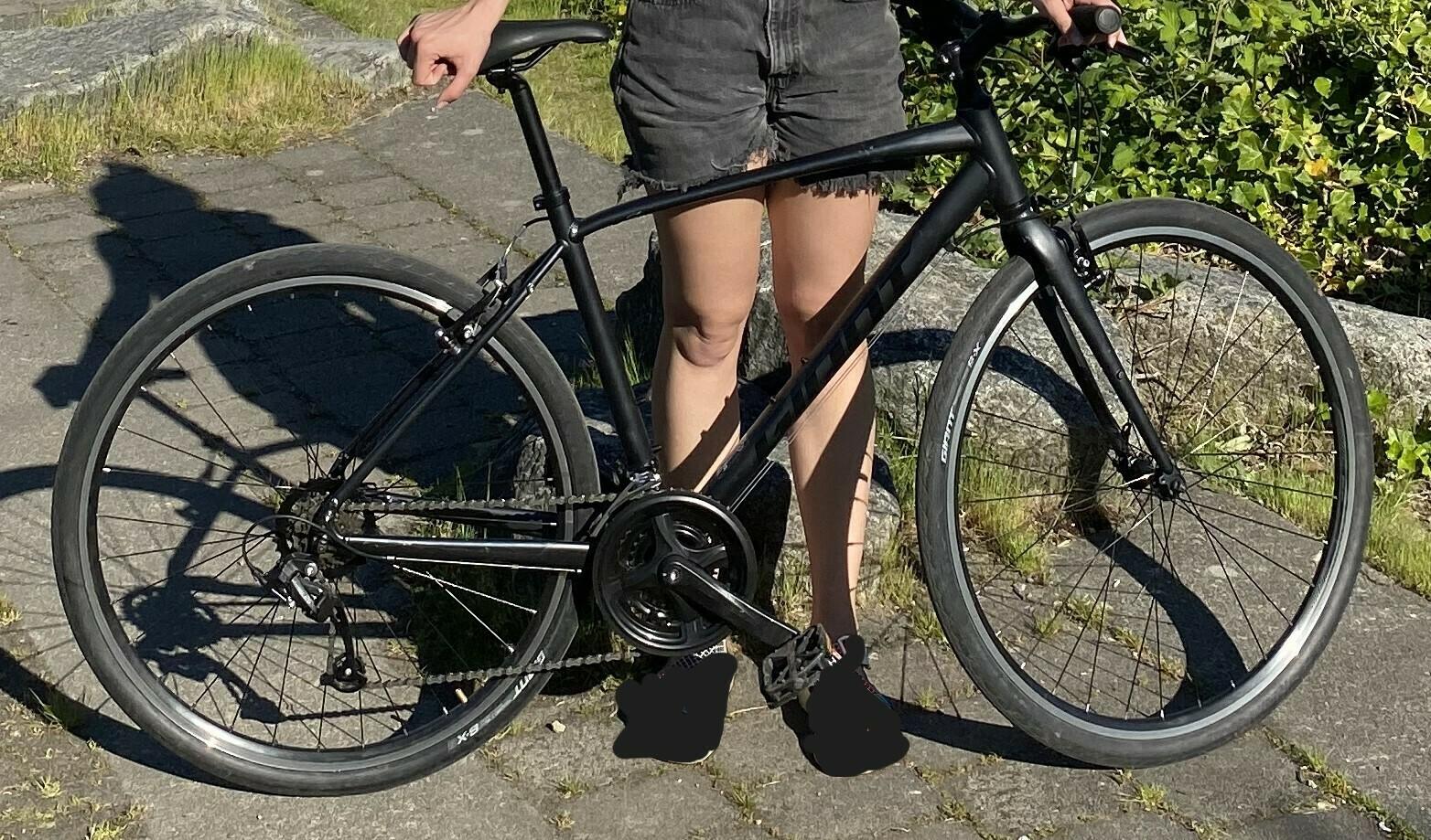 Giant Escape 1 Black
