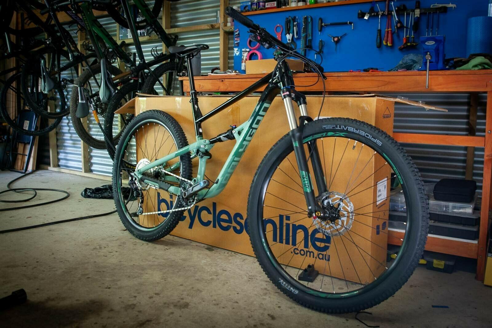 2023 Polygon Siskiu D6 Green and Black