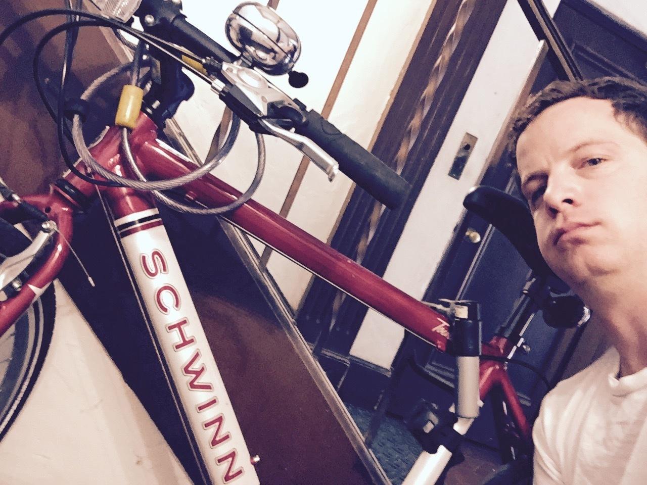 2015 Schwinn 700c Tourist Red