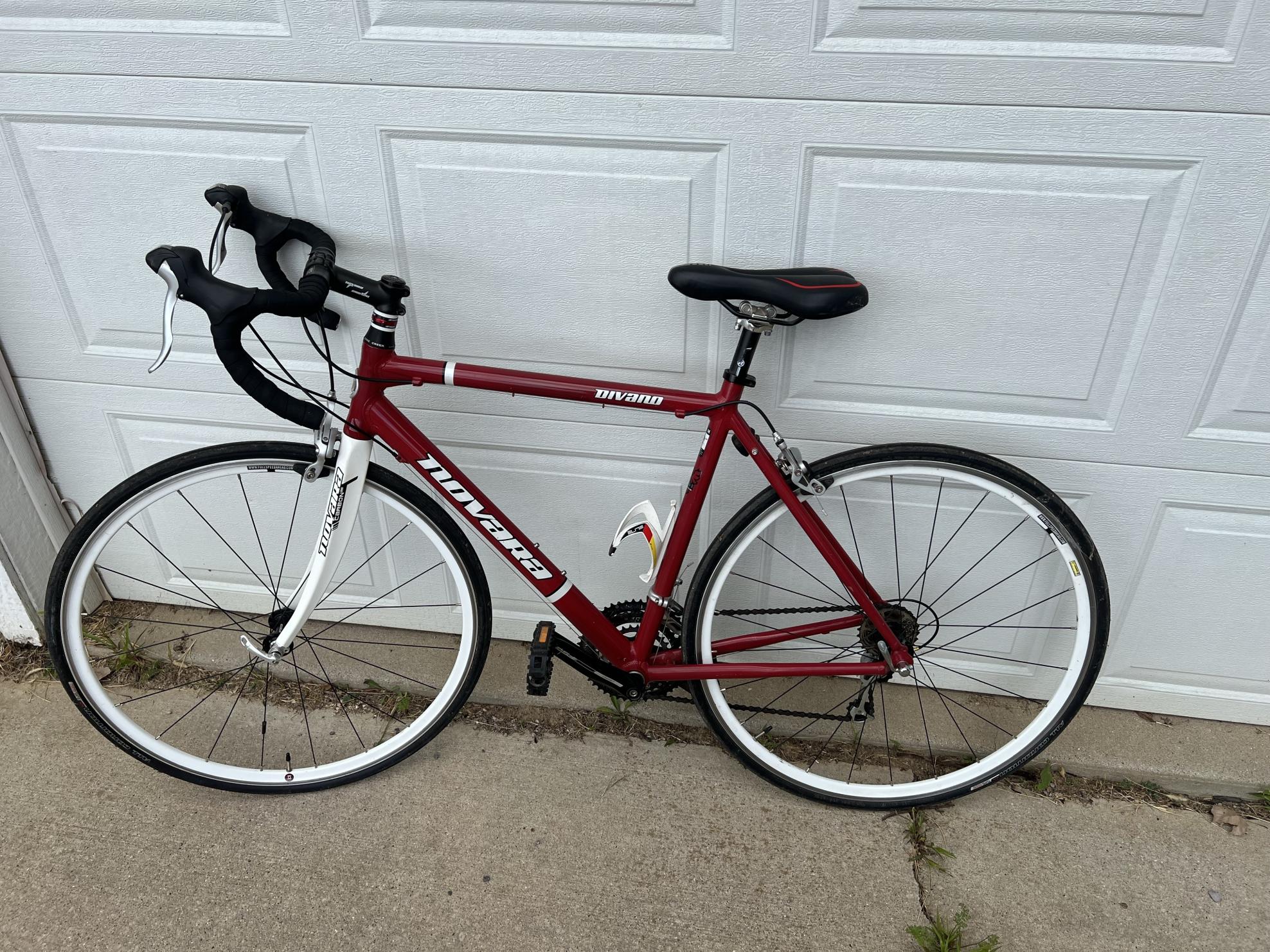 2025 Novara Red