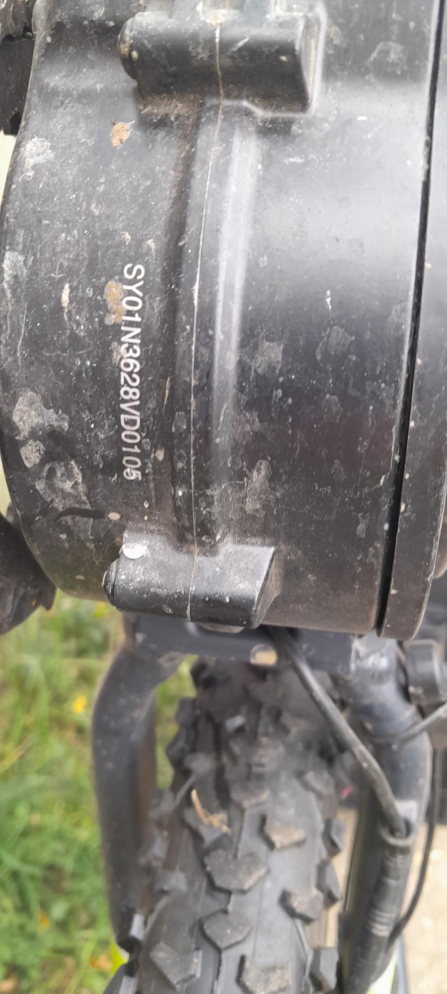 2022 Diamondback Powerline 27.5 Black and Yellow or Gold