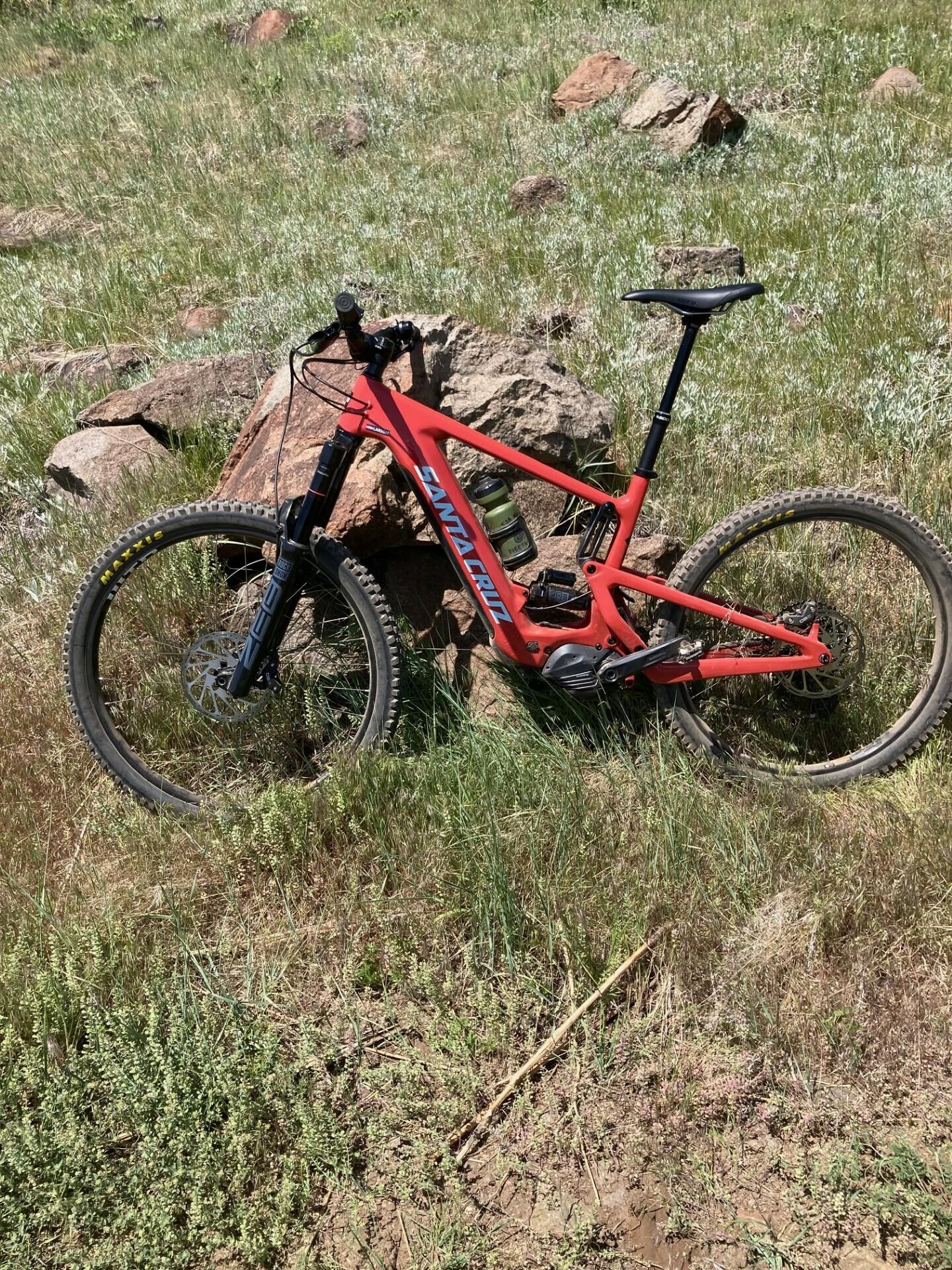 2024 Santa Cruz Heckler 9 Orange