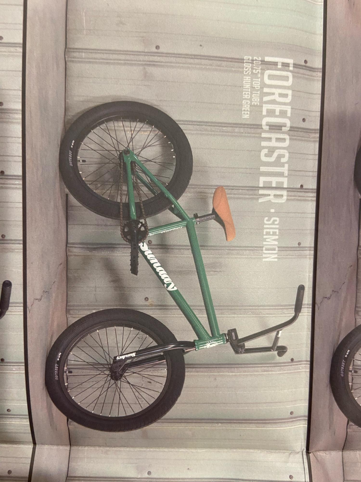 2022 Sunday Forecaster Green