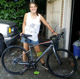 2015 Giant revolt 3 V5 Silver or Gray and Orange