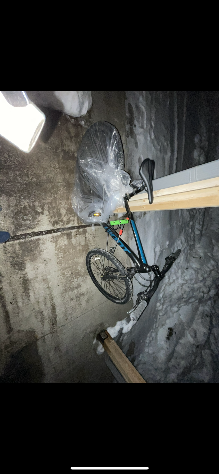 2022 Giant Talon 2 L - Metallic Black