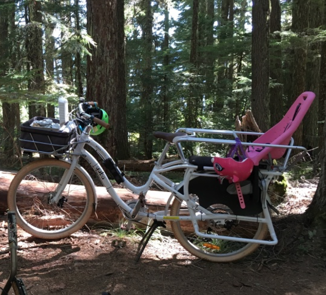 2016 Yuba Boda Boda V3 cargo bike (rear storage) White