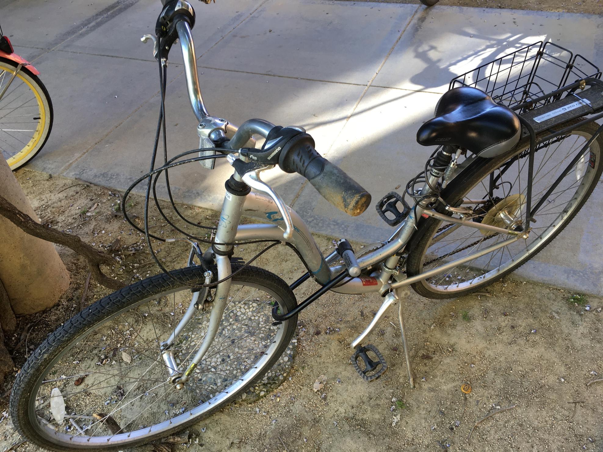 KHS Bicycles BRENTWOOD (Ladies) Silver or Gray