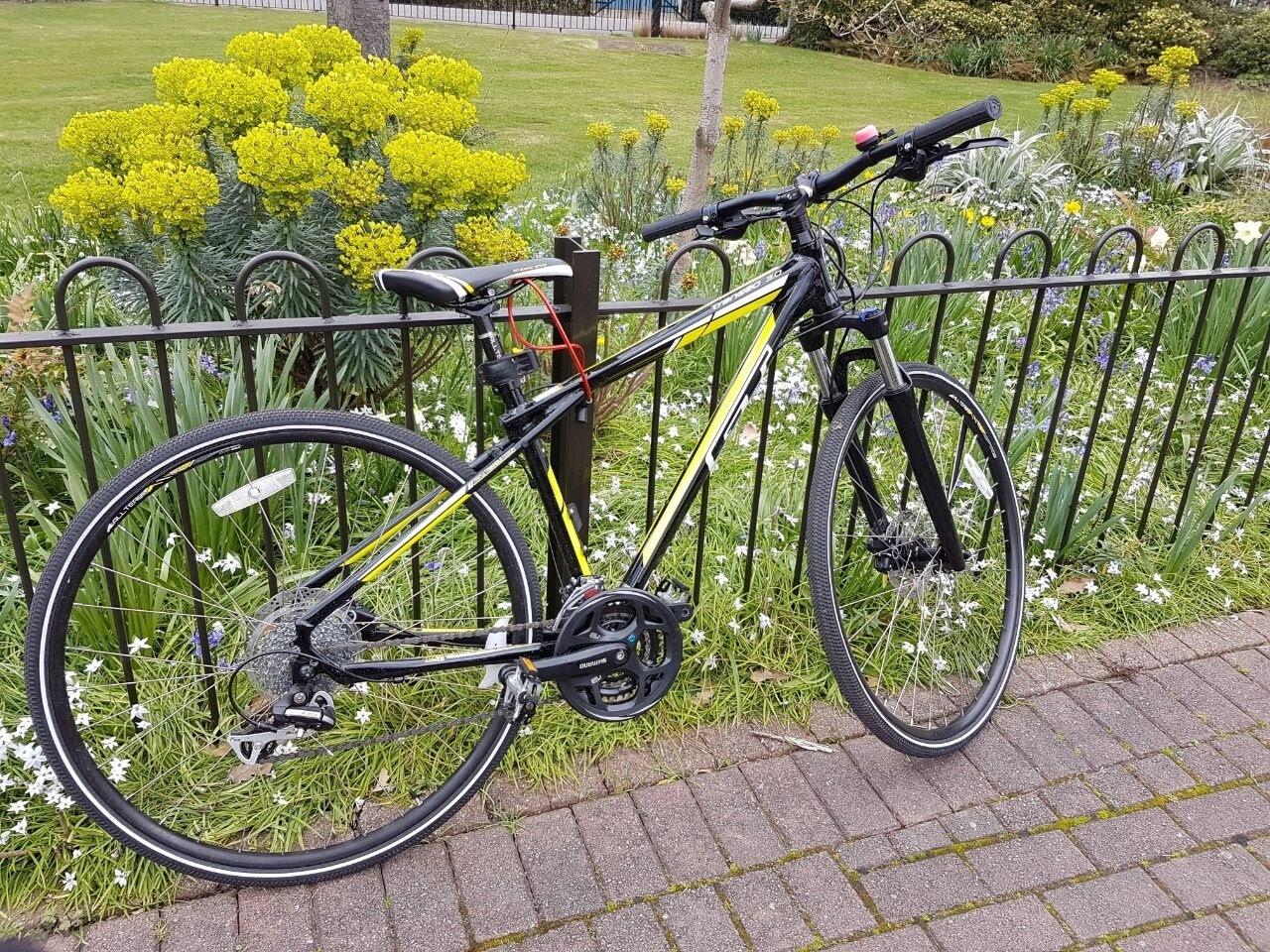 2015 GT Bicycles Transeo 3.0 Black and Yellow or Gold