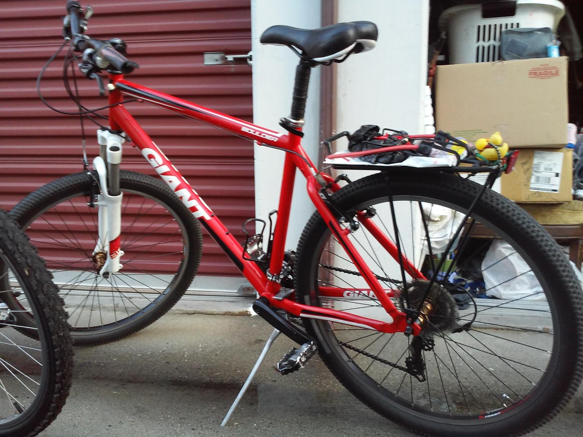 2011 Giant Boulder  Red and White