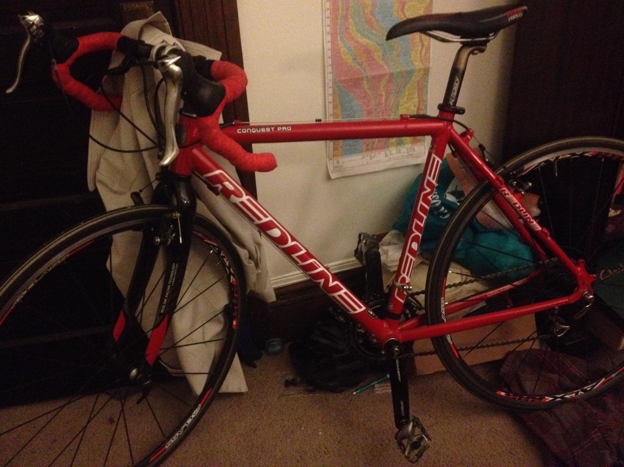 Redline Conquest Pro  Red