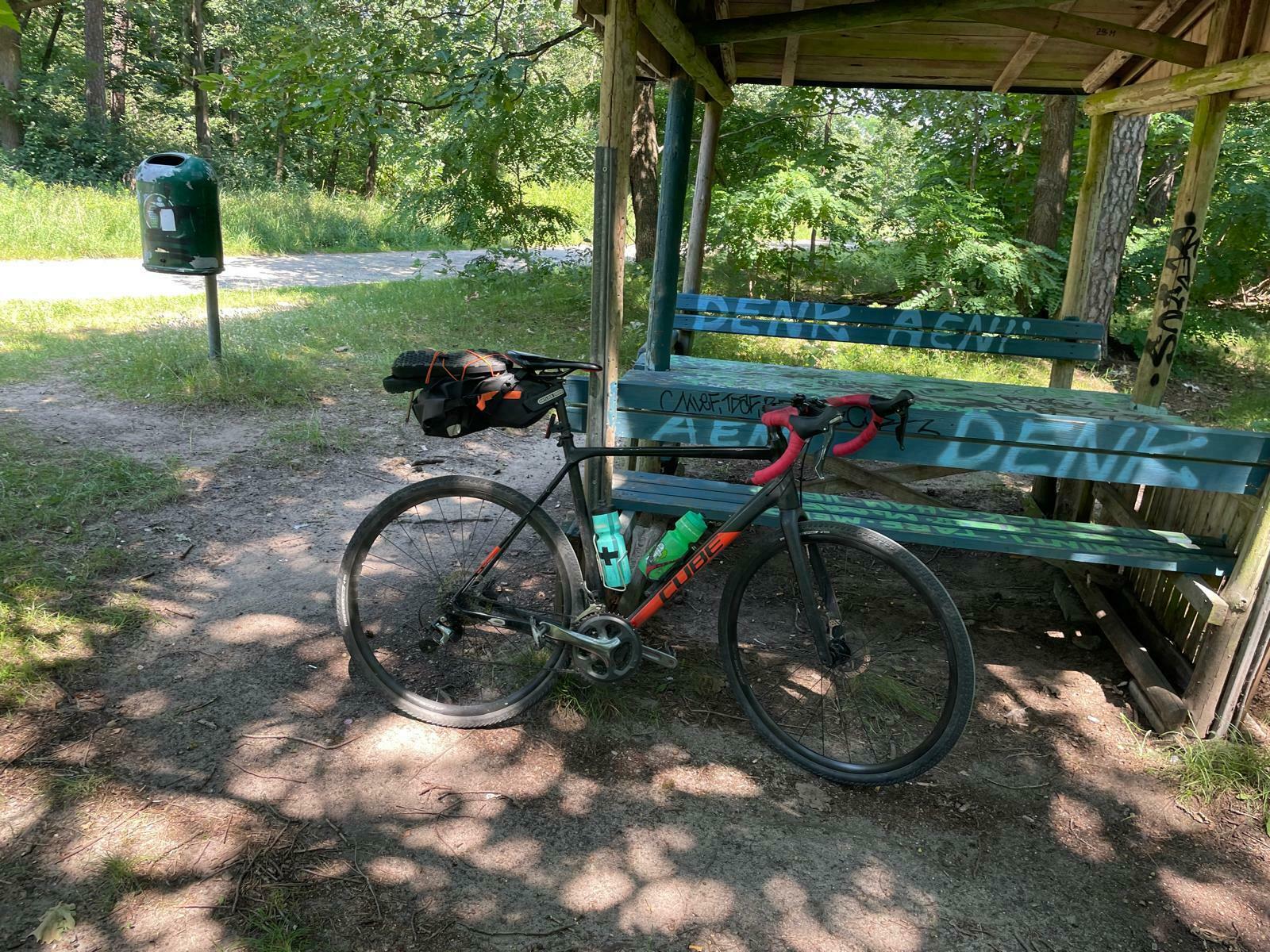 2021 Cube Gravel bike frame Black and Red