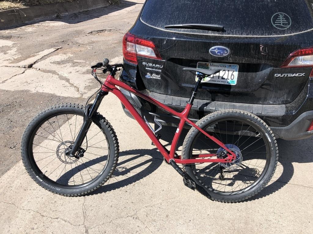 2020 Specialized Fuse 27.5 Red