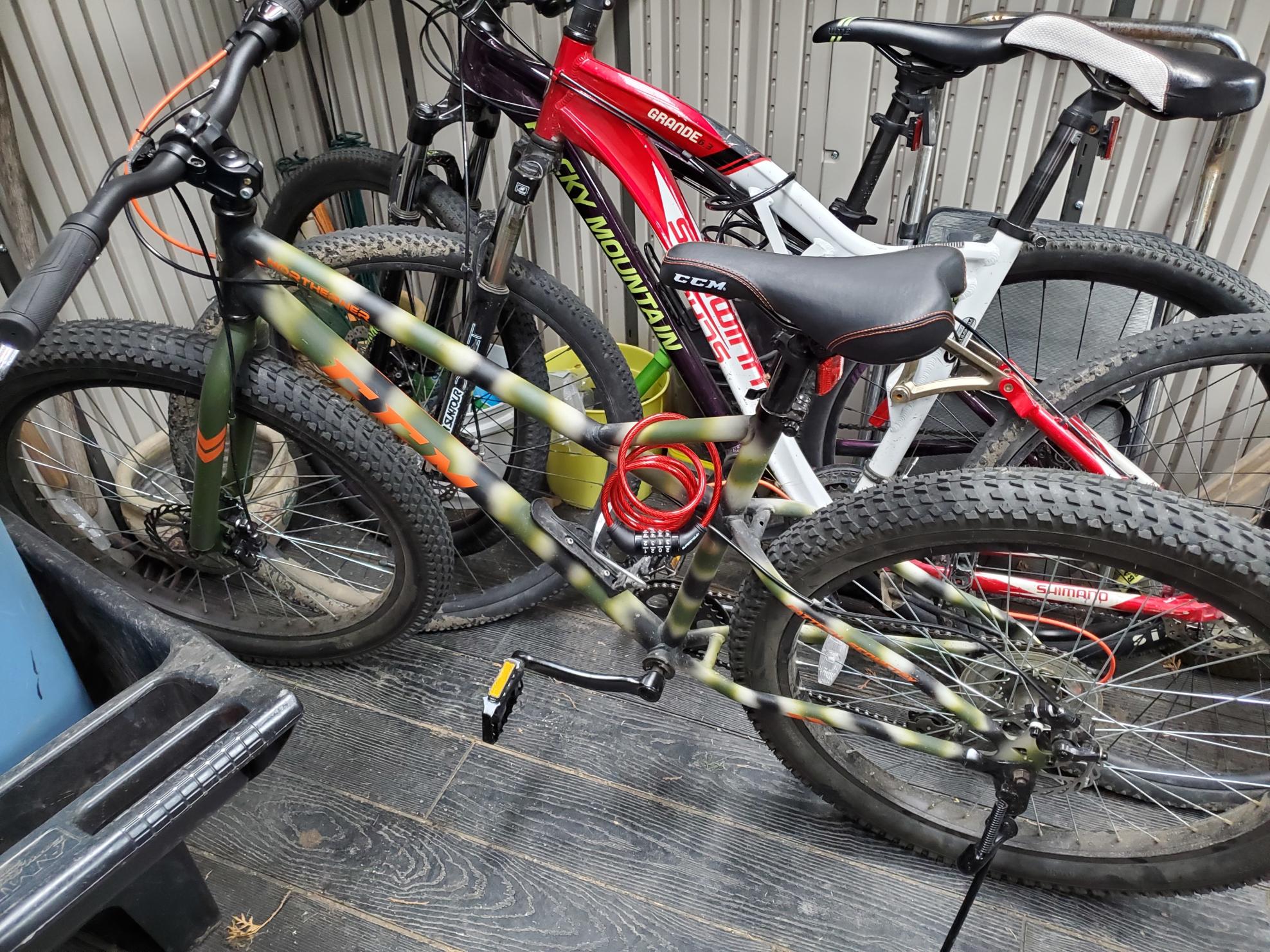 2020 CCM Green, Black, and White