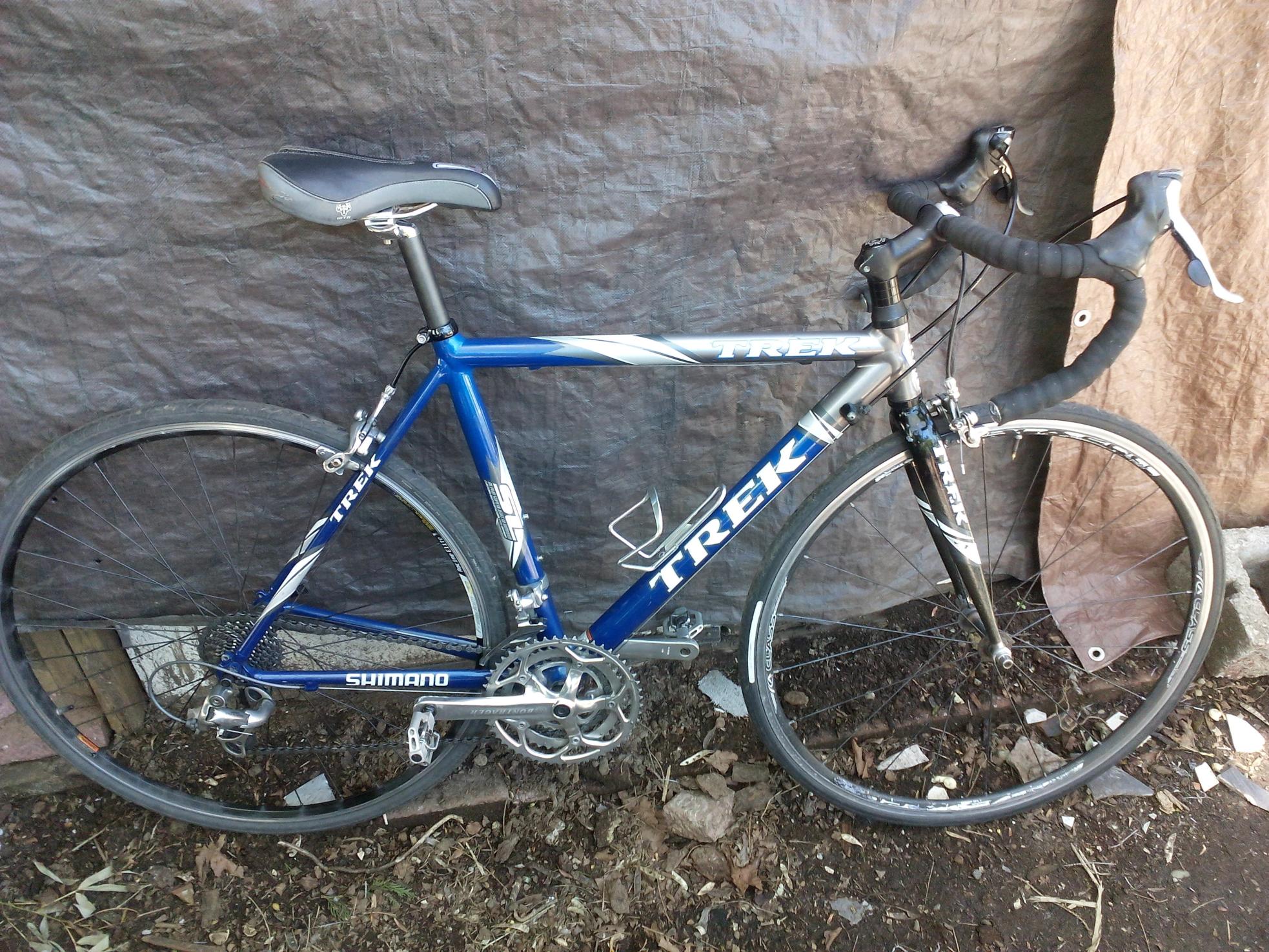 2004 Trek 5200 Blue and White