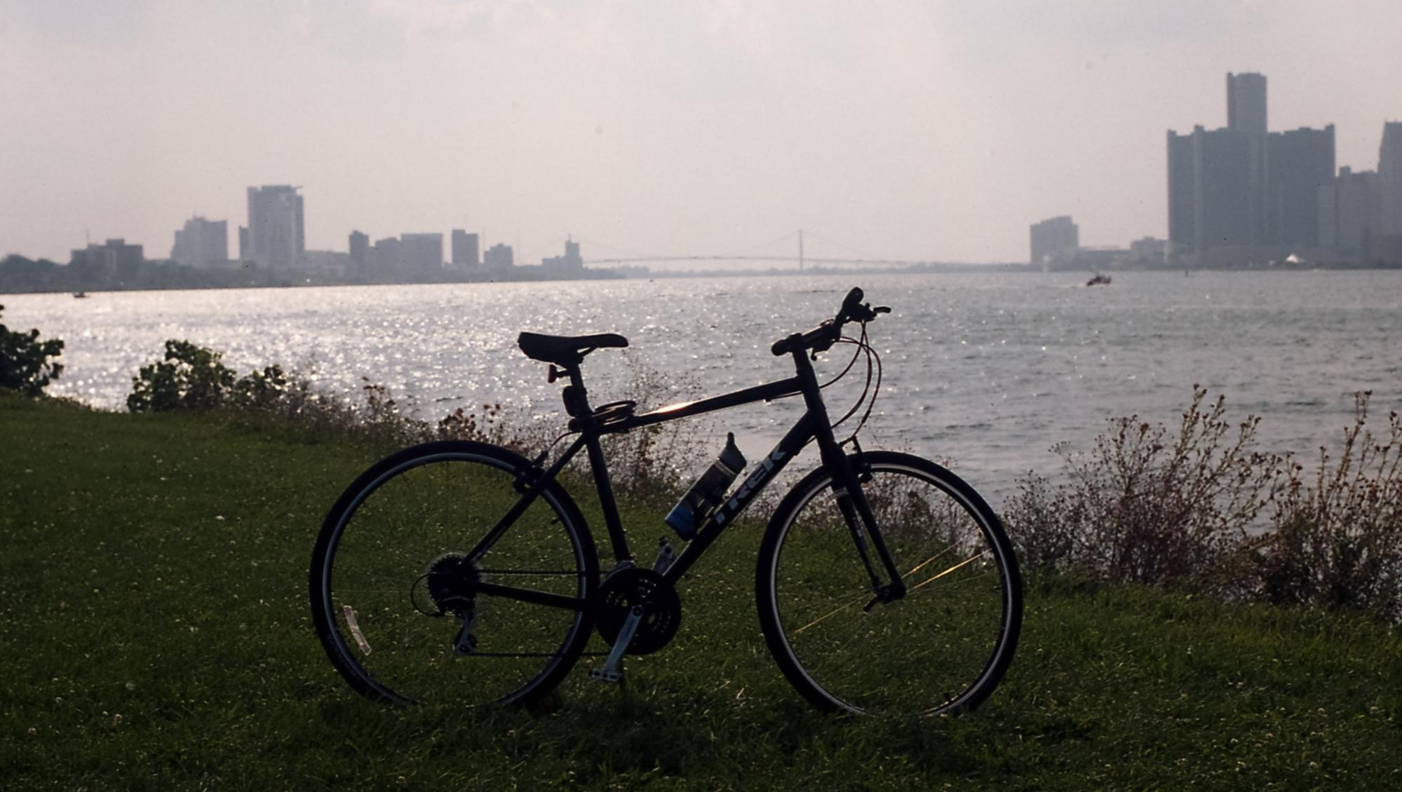 2015 Trek 7.2 FX Black