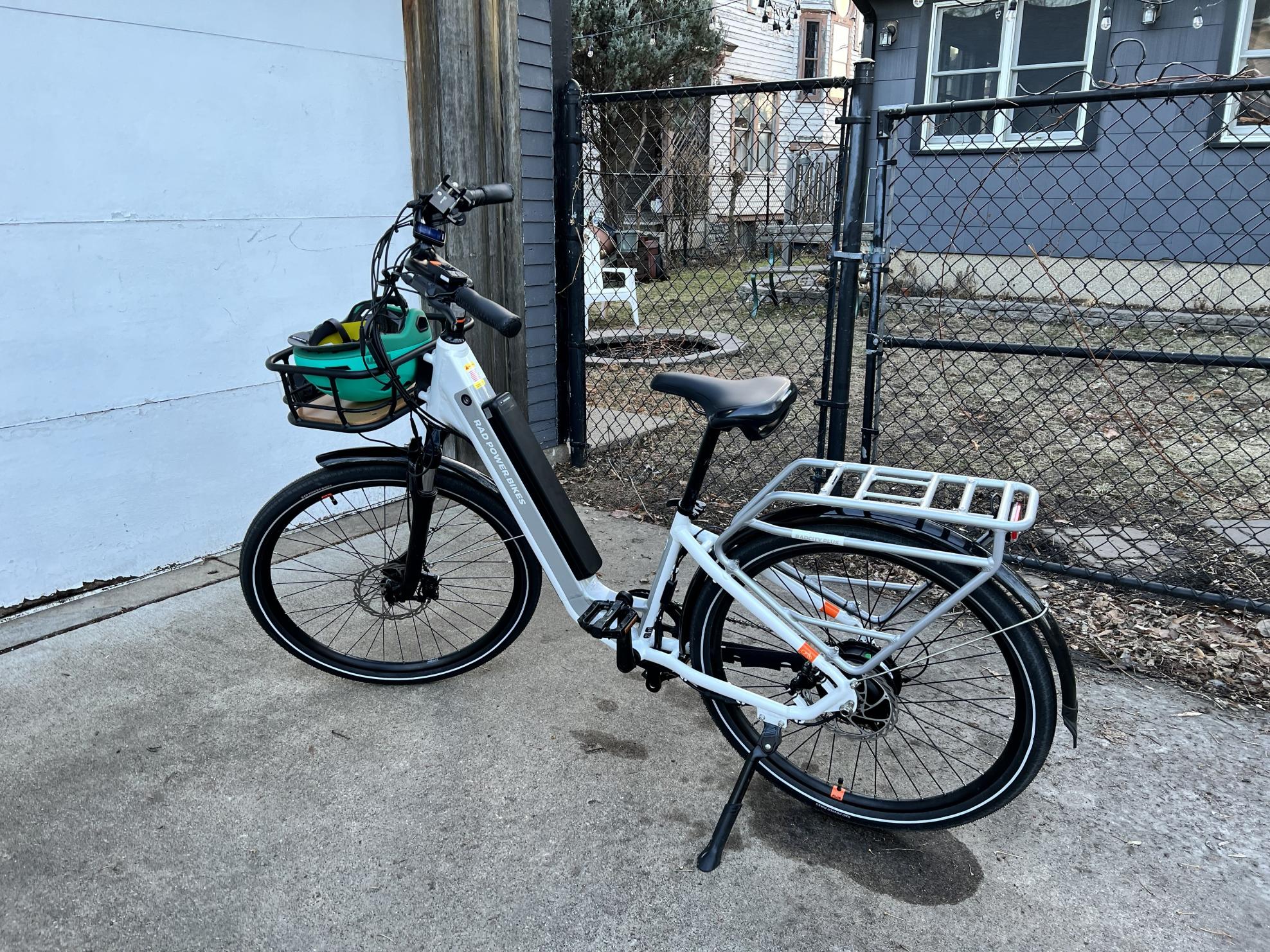 2022 Rad Power Bikes RadCity 5 Plus Step-Through White