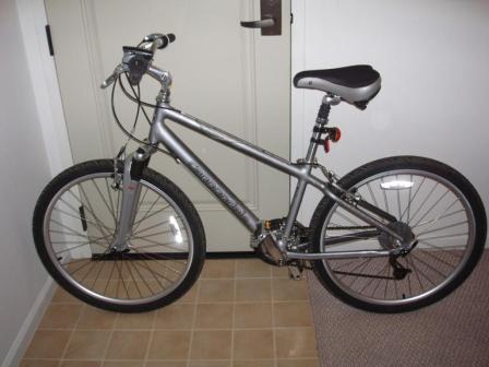 2004 Cannondale Comfort 400  Black