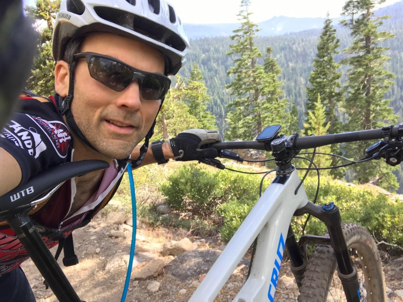 2018 Santa Cruz Hightower White and Blue