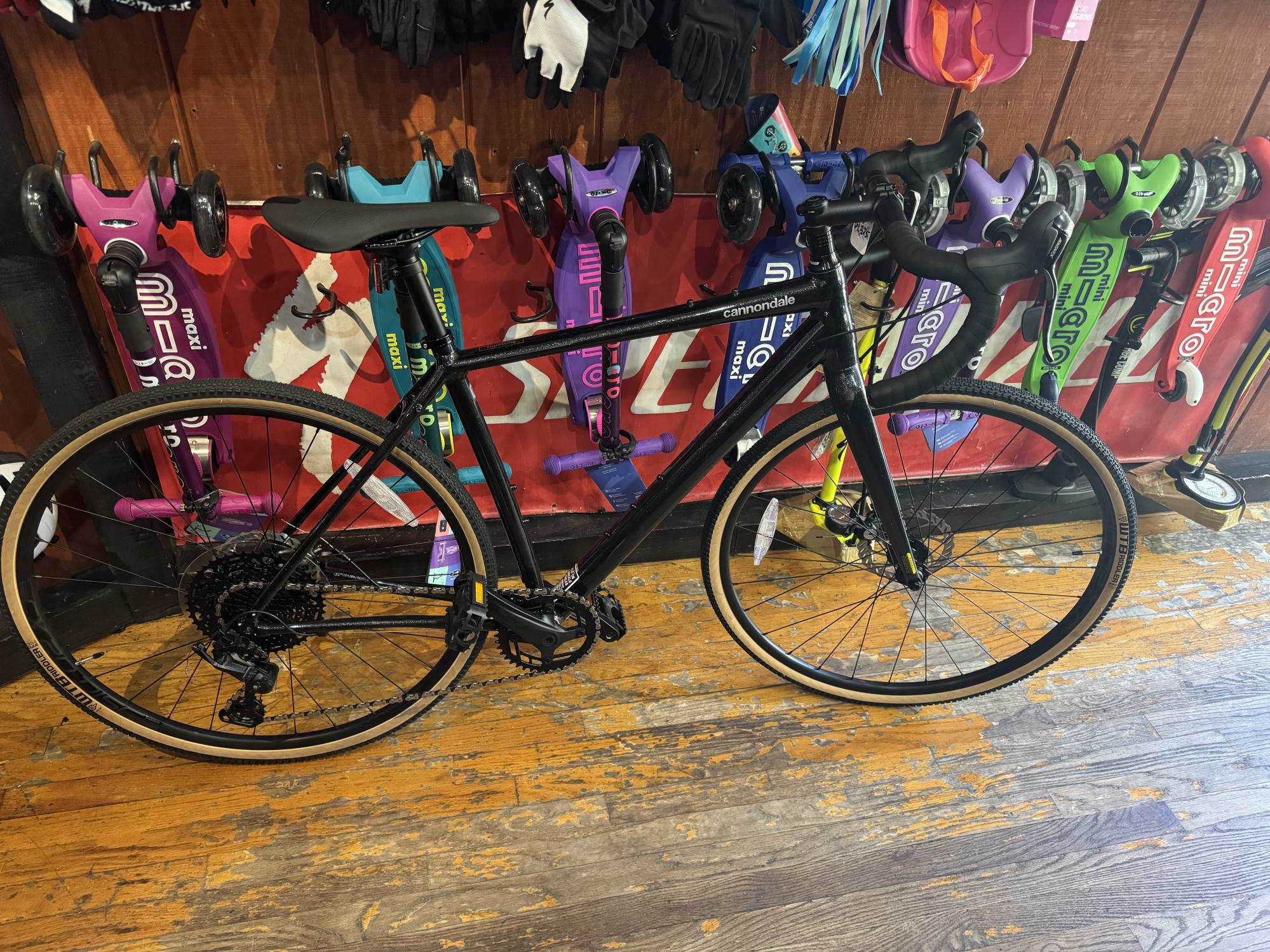 2024 Cannondale Topstone Black