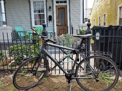 2016 Cannondale Quick 4 Silver or Gray