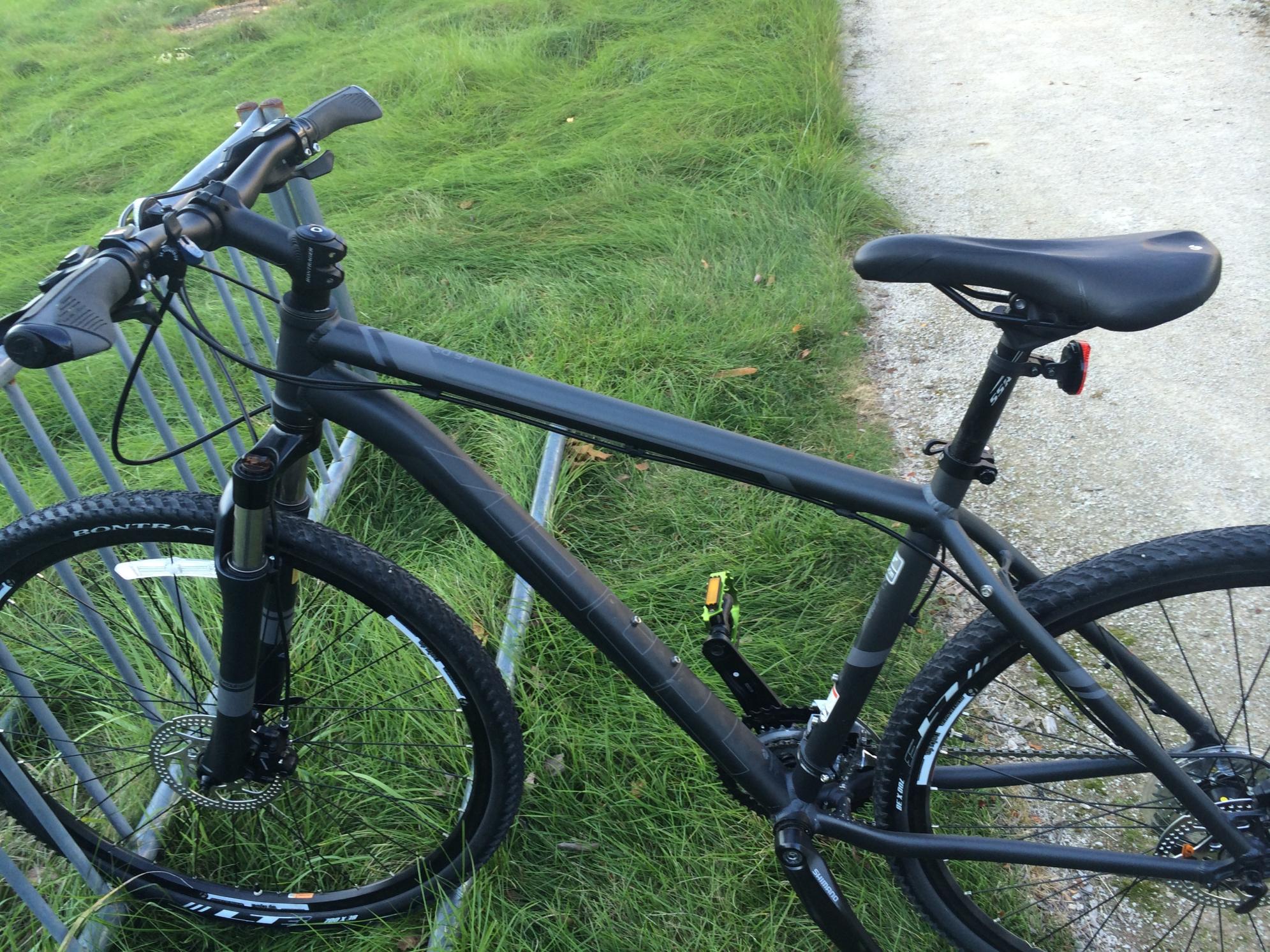 Trek 8.5 DS Silver or Gray