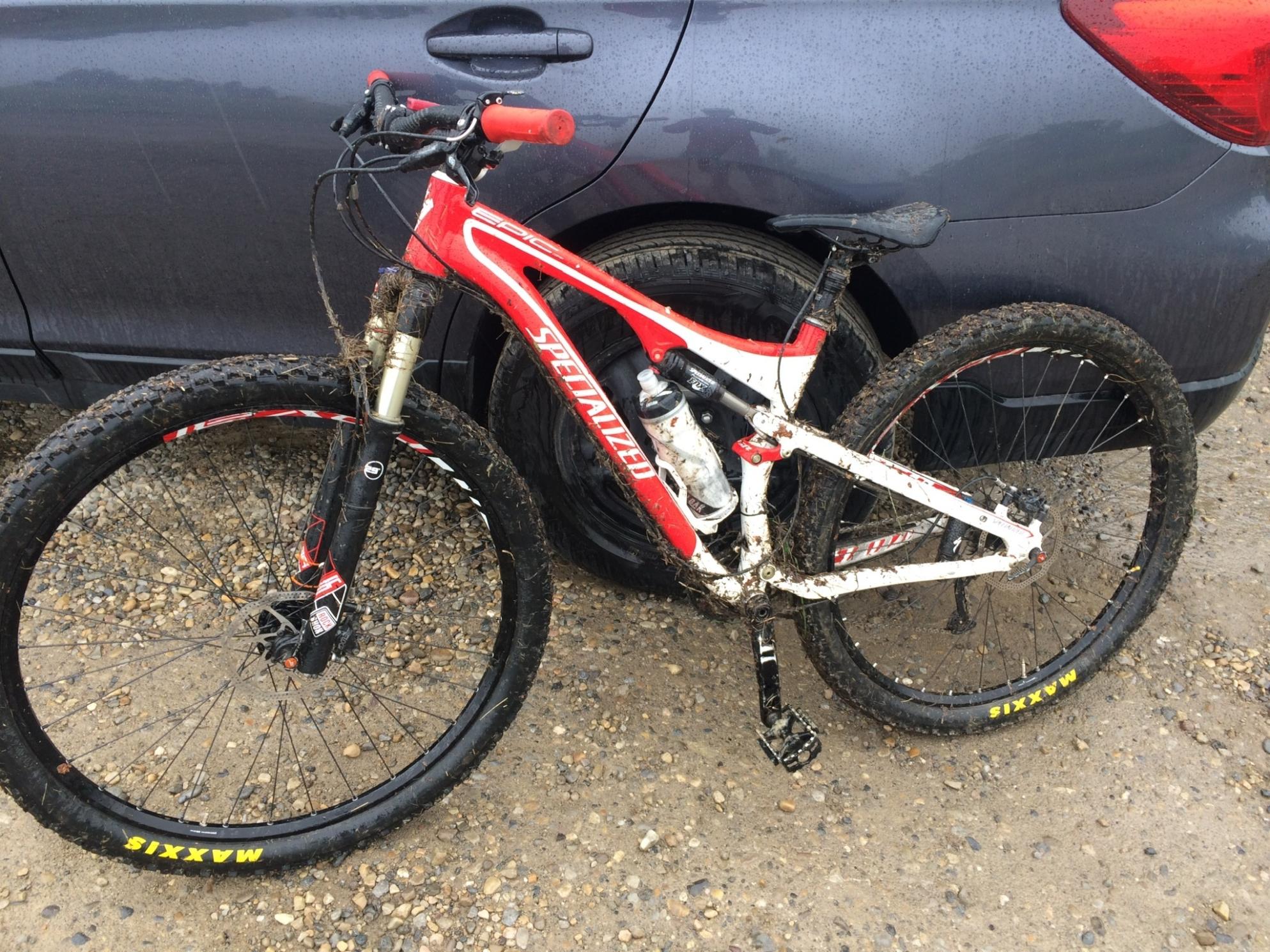 2009 Specialized Epic Comp White and Red