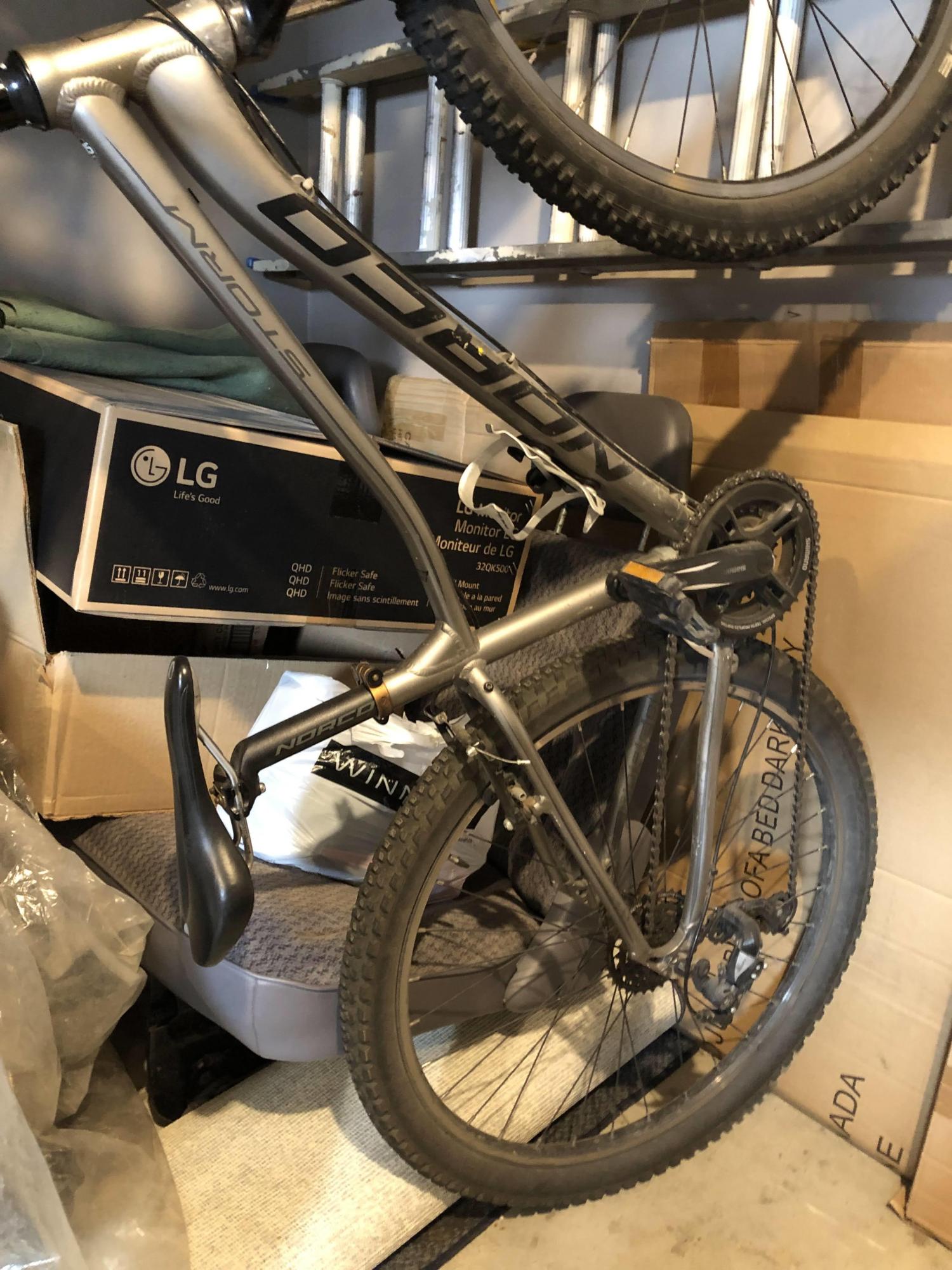 2016 Norco Bikes STORM 7.4 SILVER XS Silver, gray or bare metal