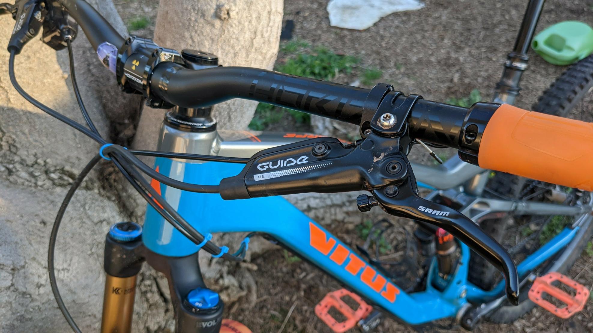 2019 Vitus Escarpe Blue and Orange