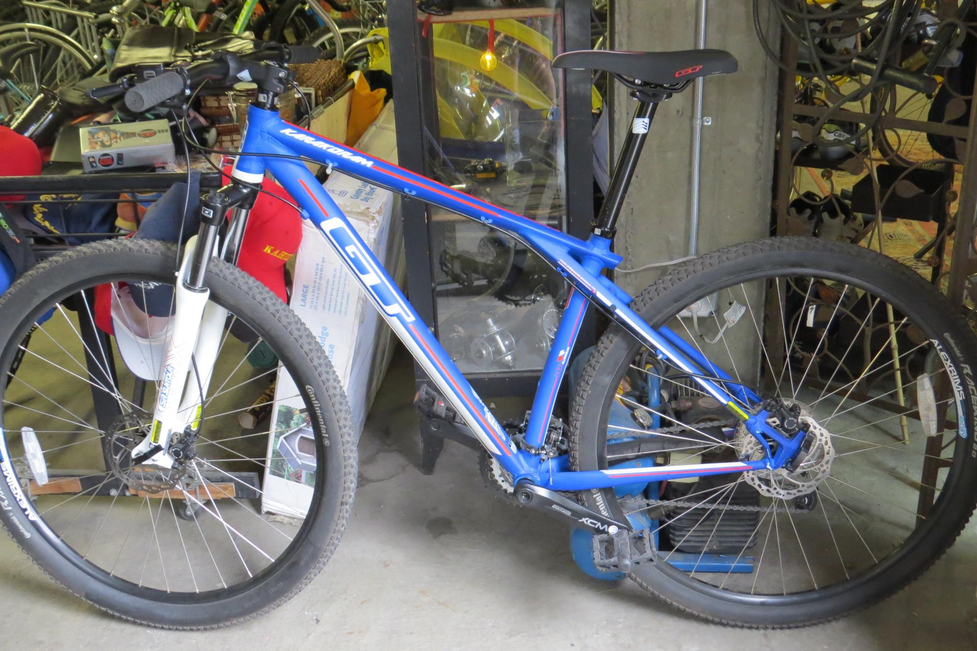2014 GT Bicycles KARAKORAM COMP Blue