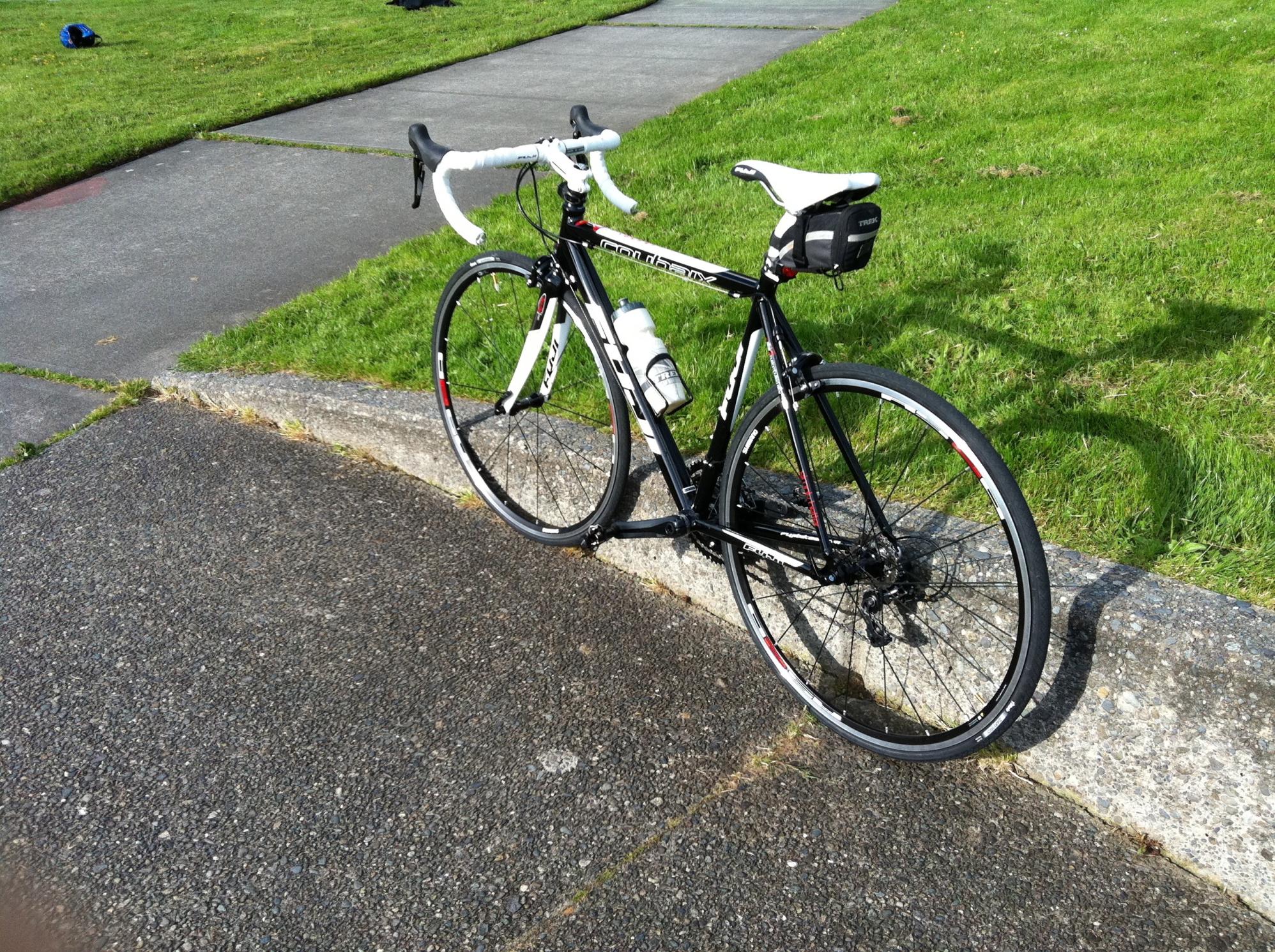 Fuji Roubaix 1.0 Black