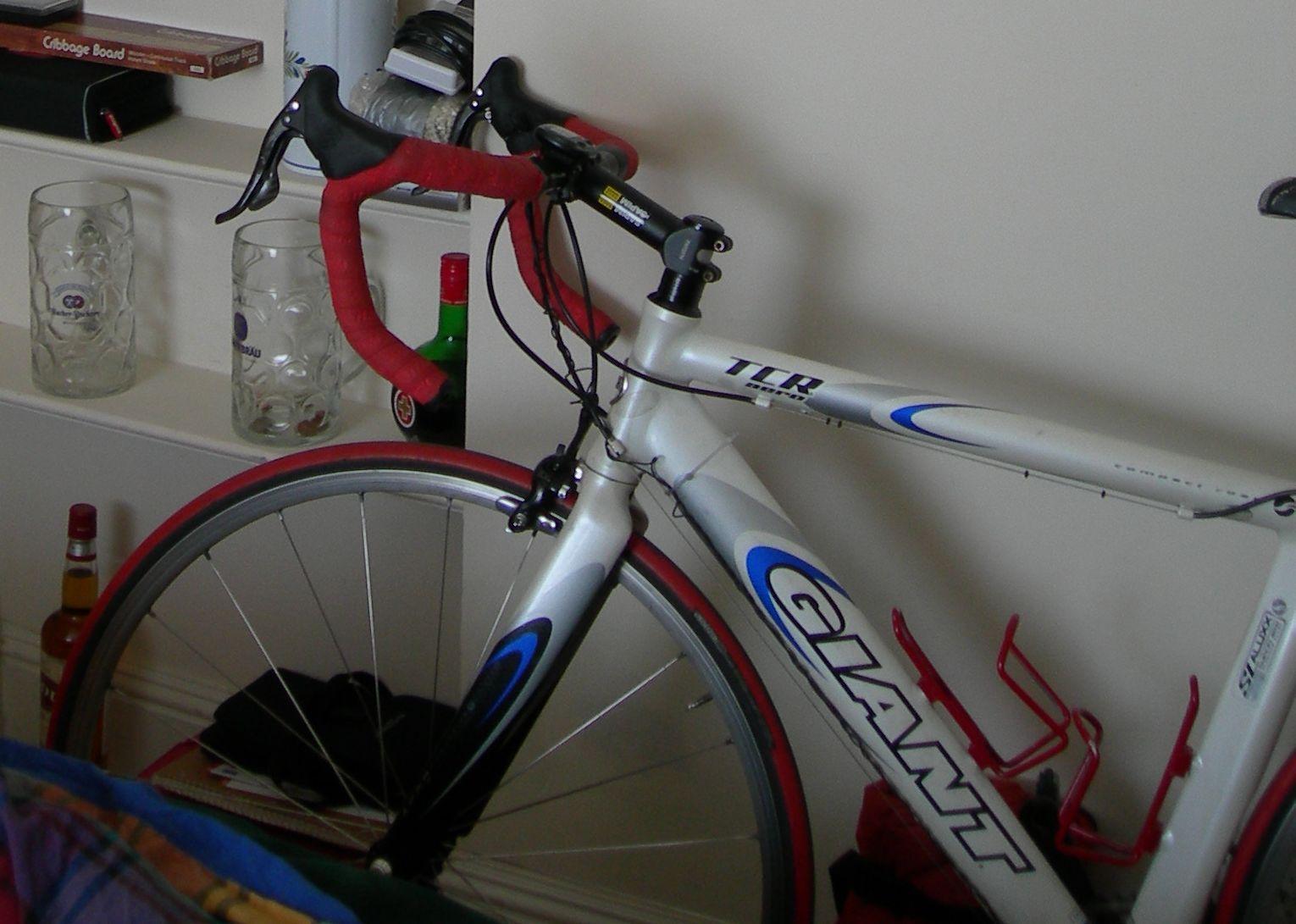 2003 Giant TCR Aero  White