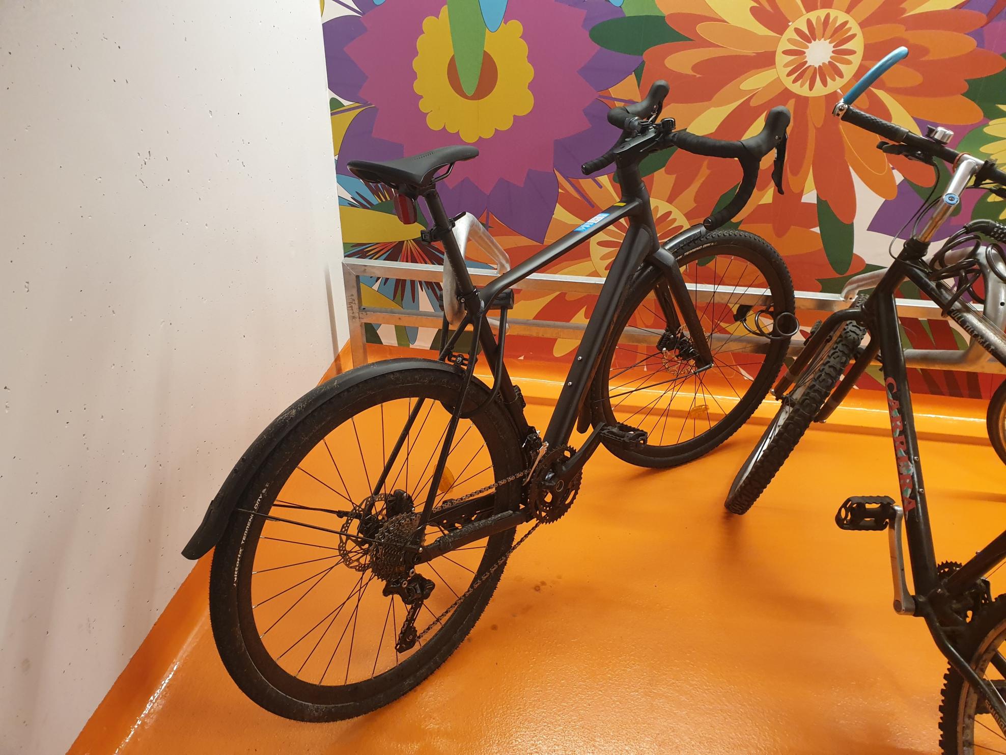 2024 Orbea Orbea Terra Hydro Black