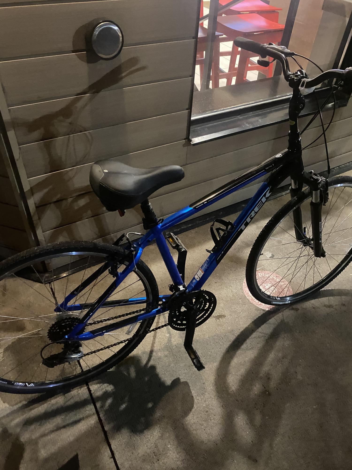 Trek 820 Blue