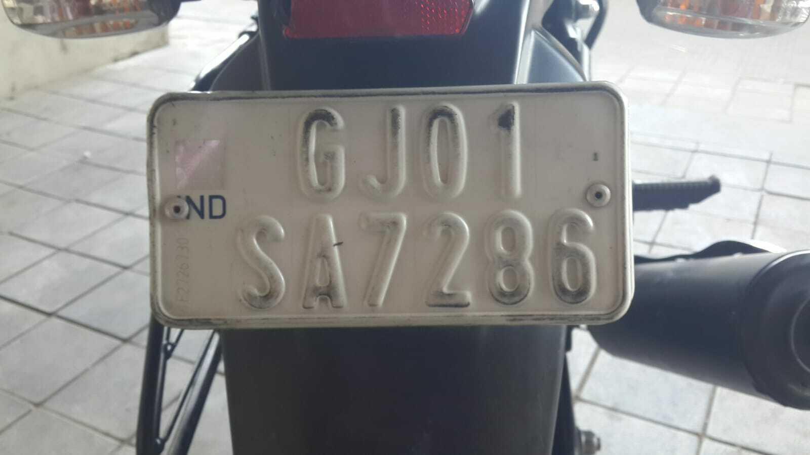 2013 Batch Bicycles Bajaj Pulsar 180 Black