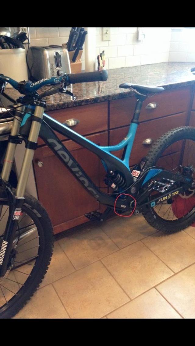 2014 Devinci Wilson xp Black and Blue