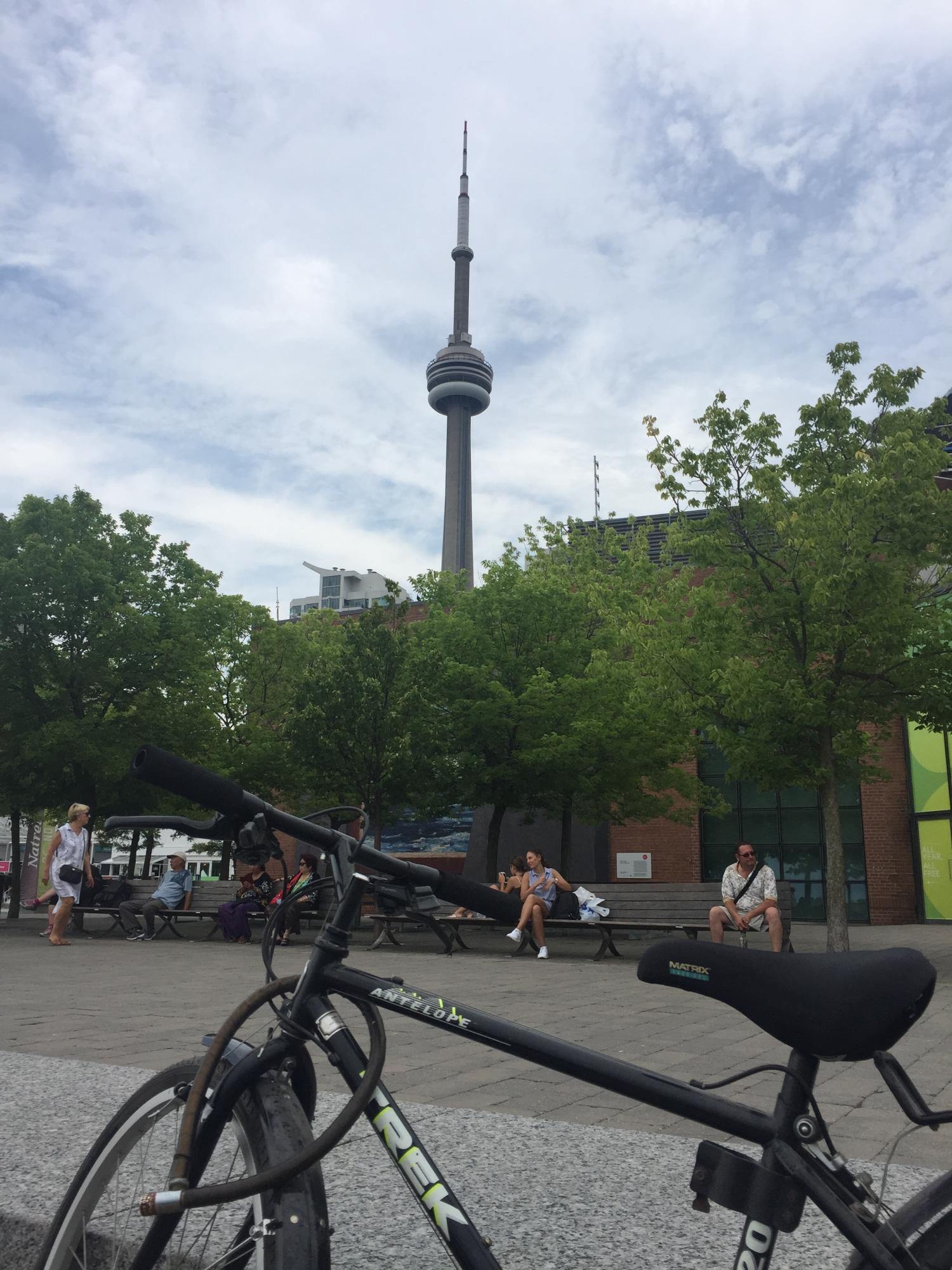 2000 Trek Costum steel, yellow stamp with the brand Black