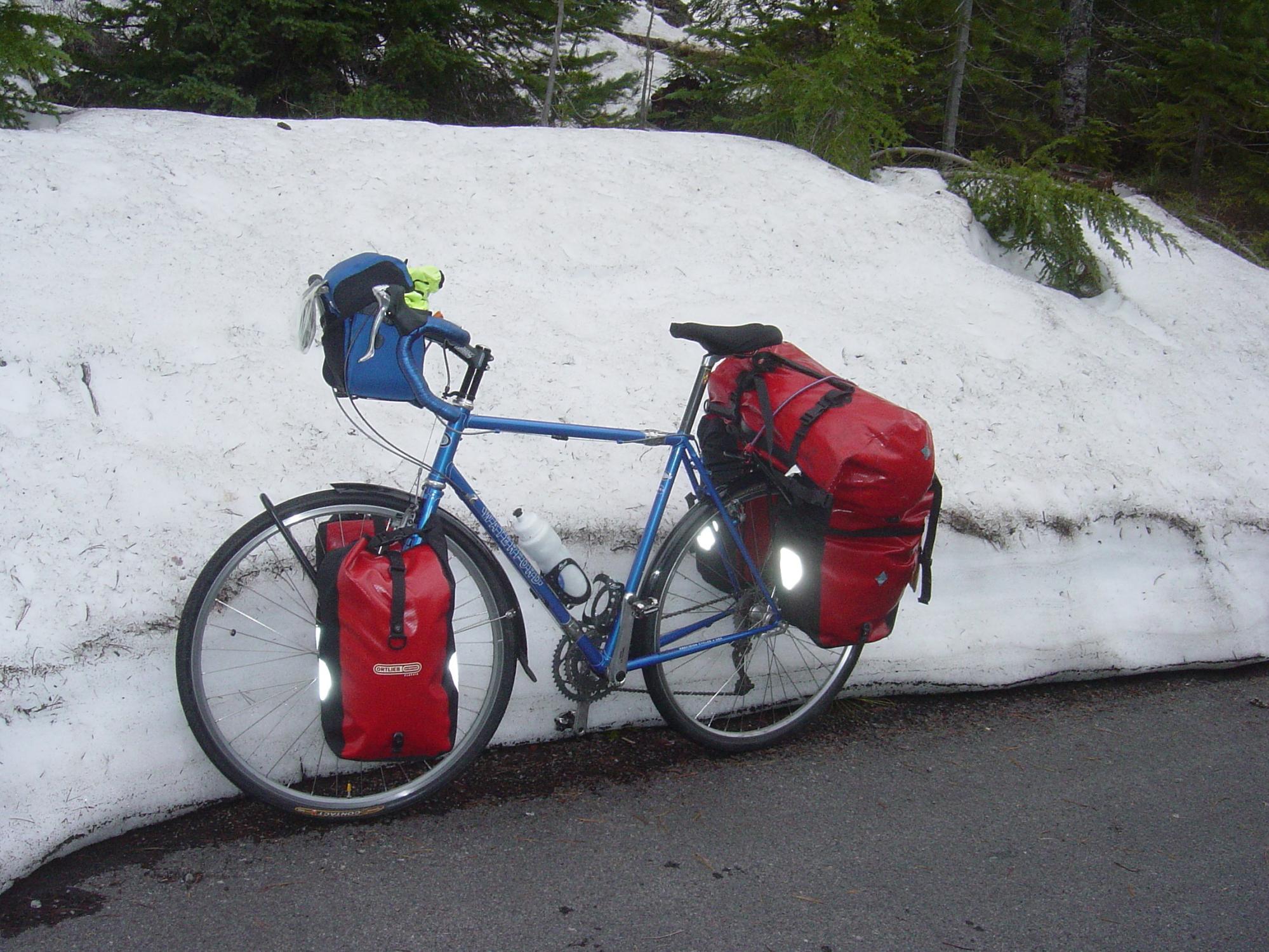 2006 Waterford 1900 Touring bike with S&S couplers Blue